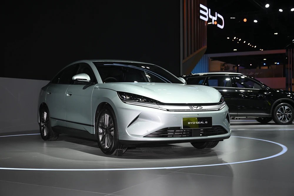 The Vietnam Motor Show 2024 was officially opened, with many automobile and motorcycle brands participating.