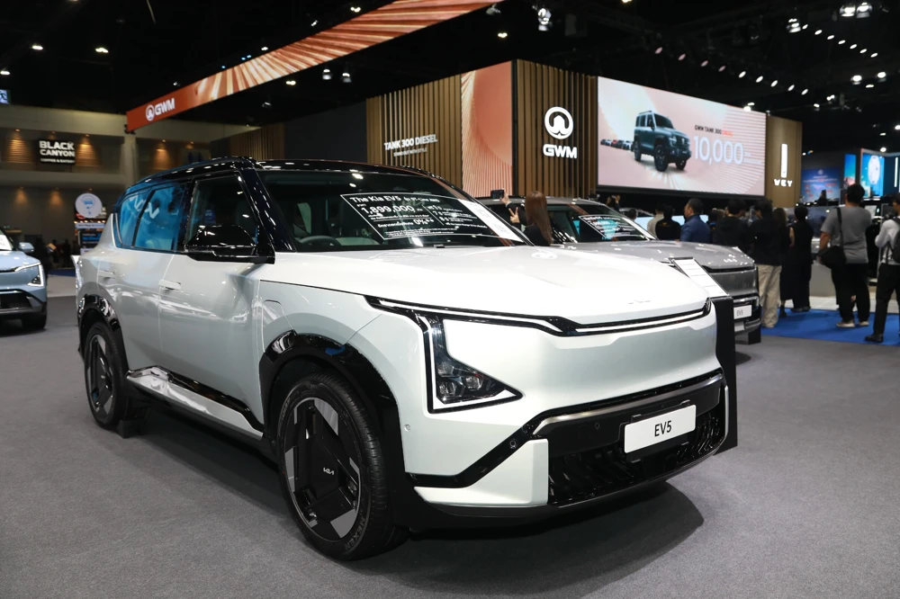 The Vietnam Motor Show 2024 was officially opened, with many automobile and motorcycle brands participating.