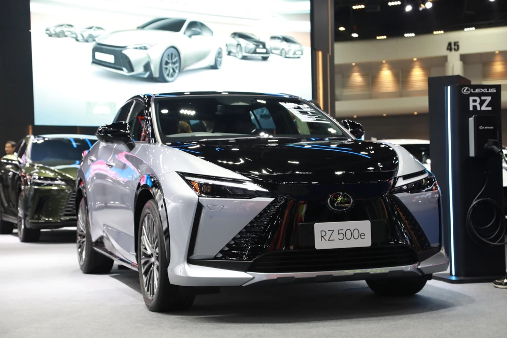 The Vietnam Motor Show 2024 was officially opened, with many automobile and motorcycle brands participating.