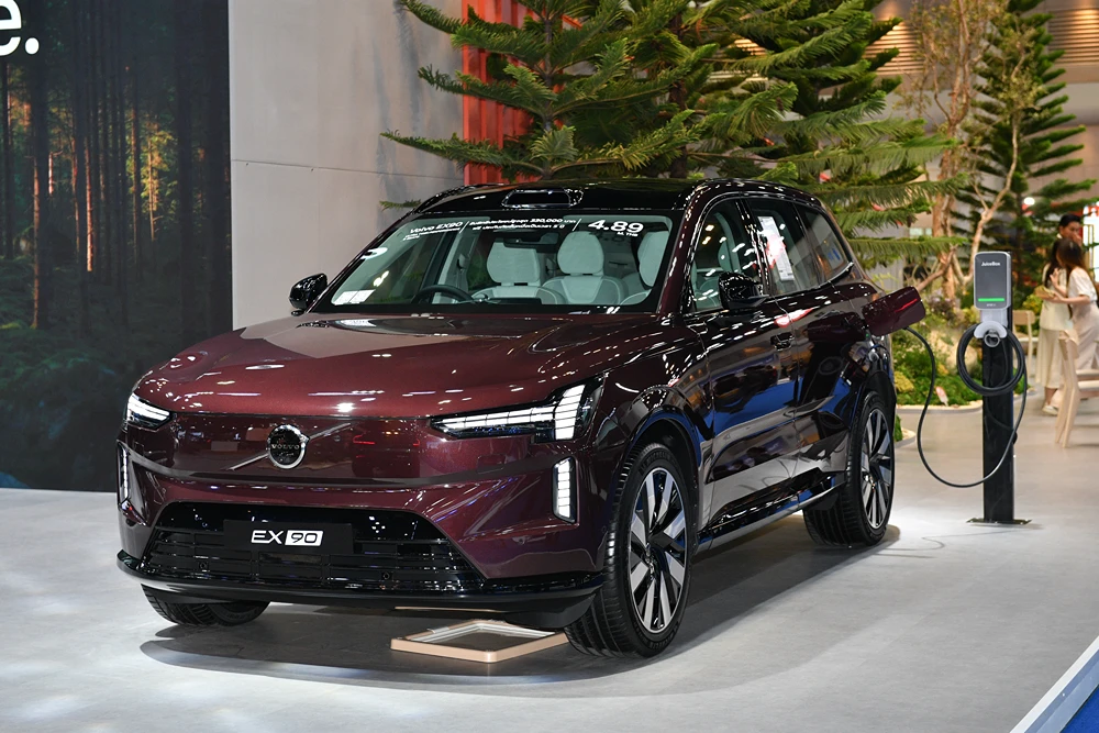 The Vietnam Motor Show 2024 was officially opened, with many automobile and motorcycle brands participating.